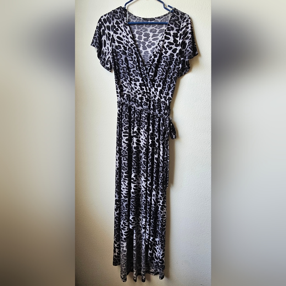 West Kei Leopard Print Dress in Grey, Women's size XS